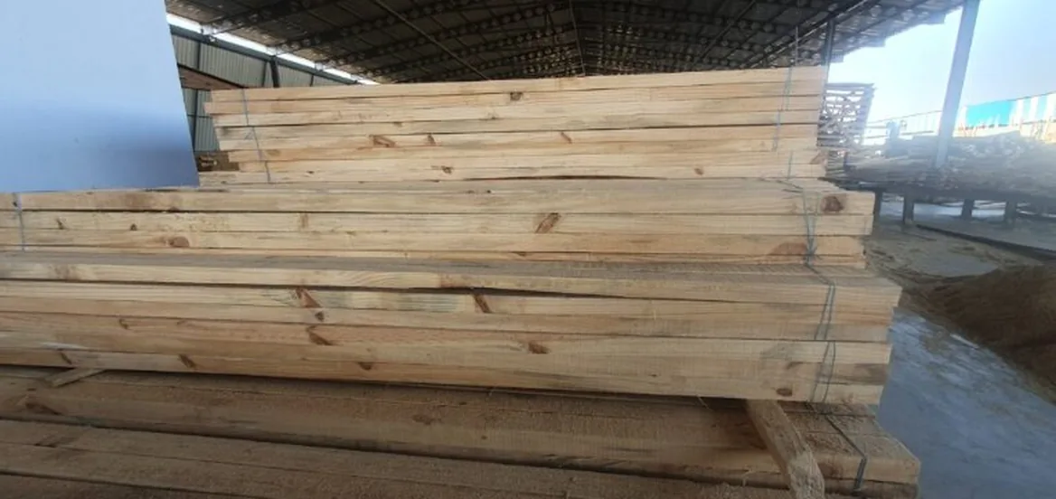 Sawn timber planks